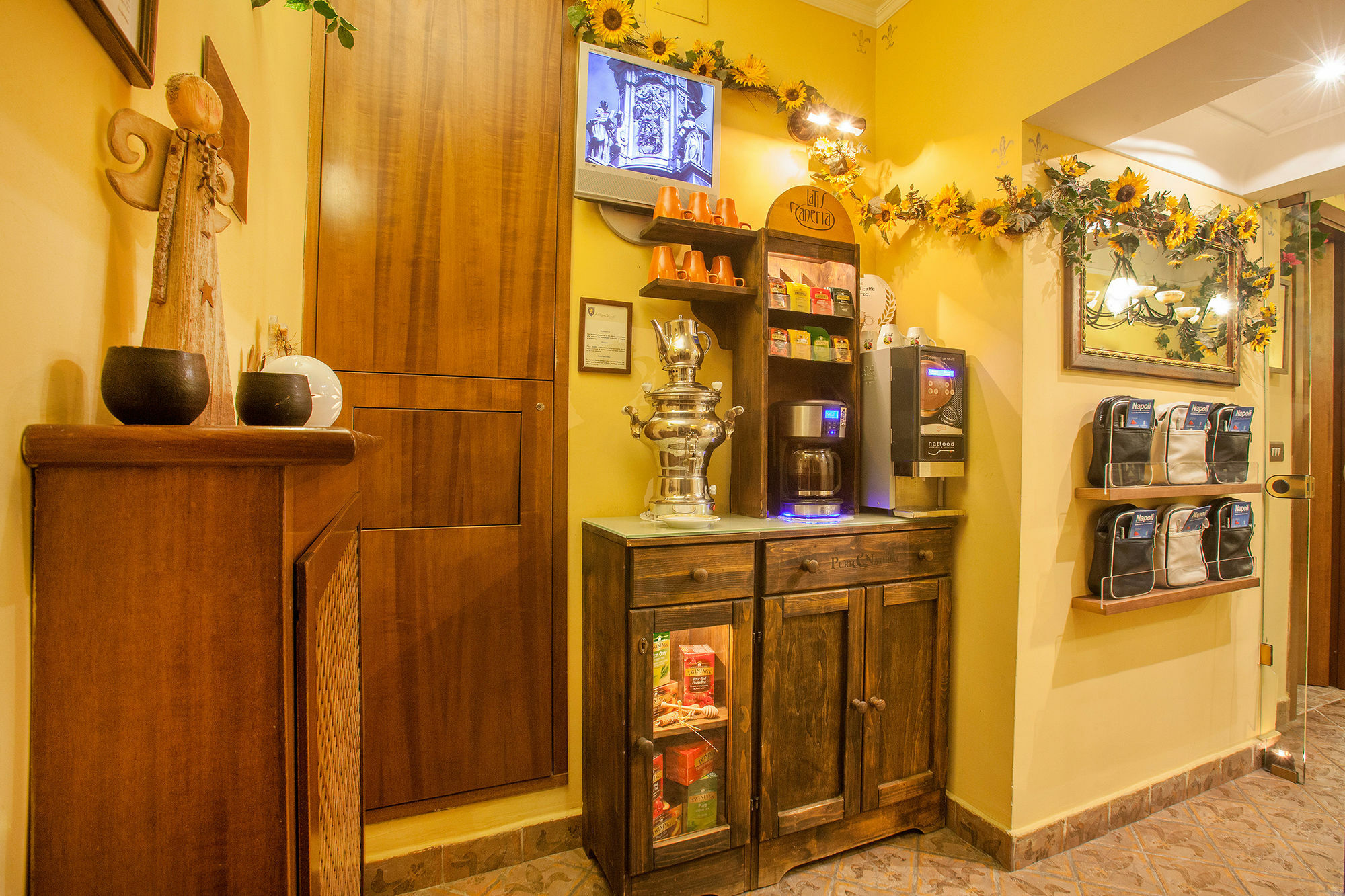 B&B L'Alloggio Dei Vassalli Νάπολη Εξωτερικό φωτογραφία